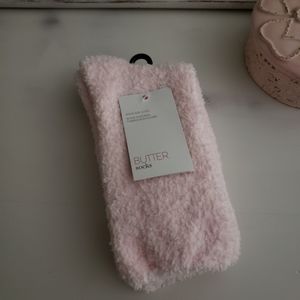 Womens plush ankle socks.
